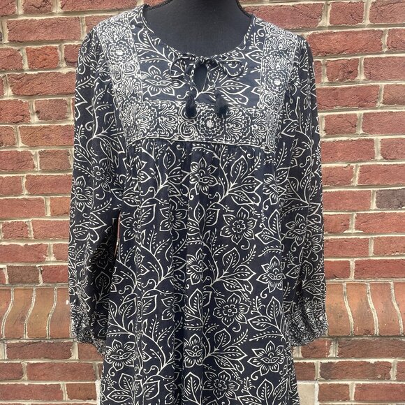 Maison Hotel - Claudia Dress - Picture 1 of 4